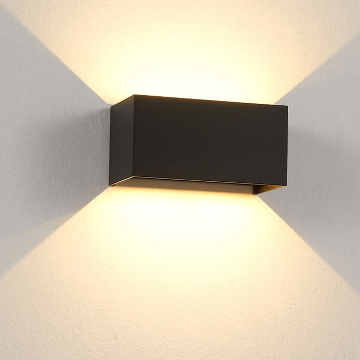 Modern Waterproof Rectangular LED Wall Light for Outdoor Use