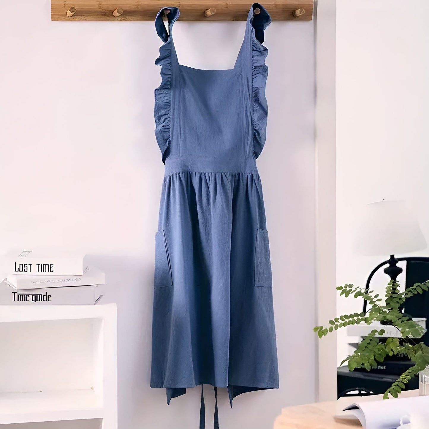 Lotus Leaf Lace Cotton-Linen Apron with Pockets