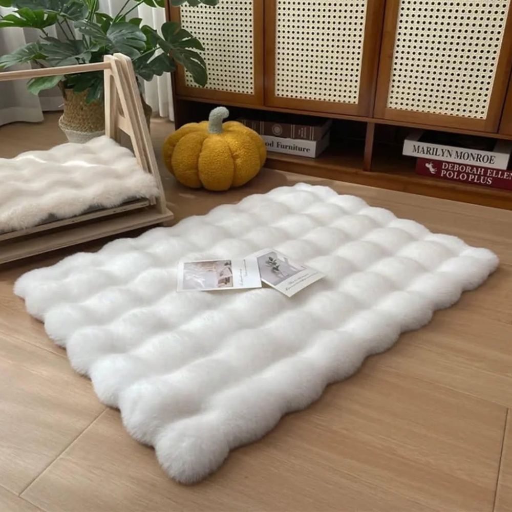 Plush Faux Fur Pet Mat for Cats and Small Dogs