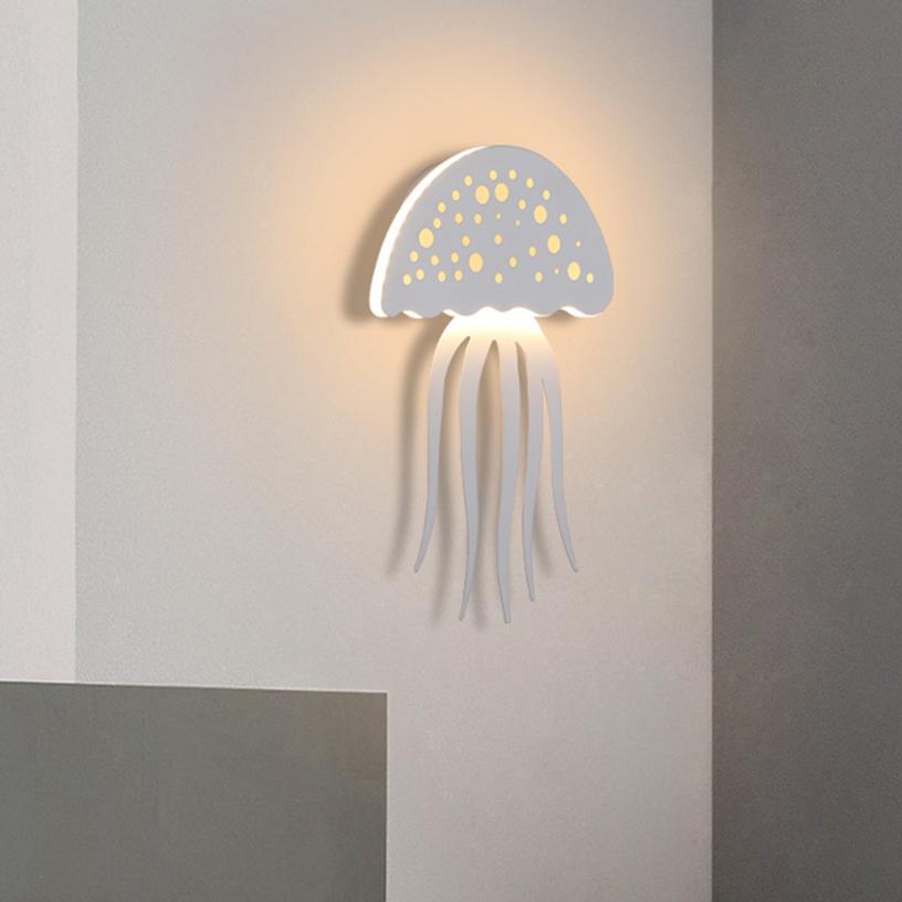 Modern LED Jellyfish Wall Light - Sculptural Design