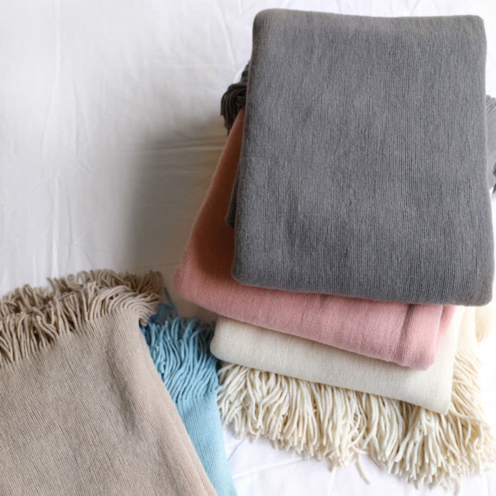 Chunky Knit Tassel Throw Blanket