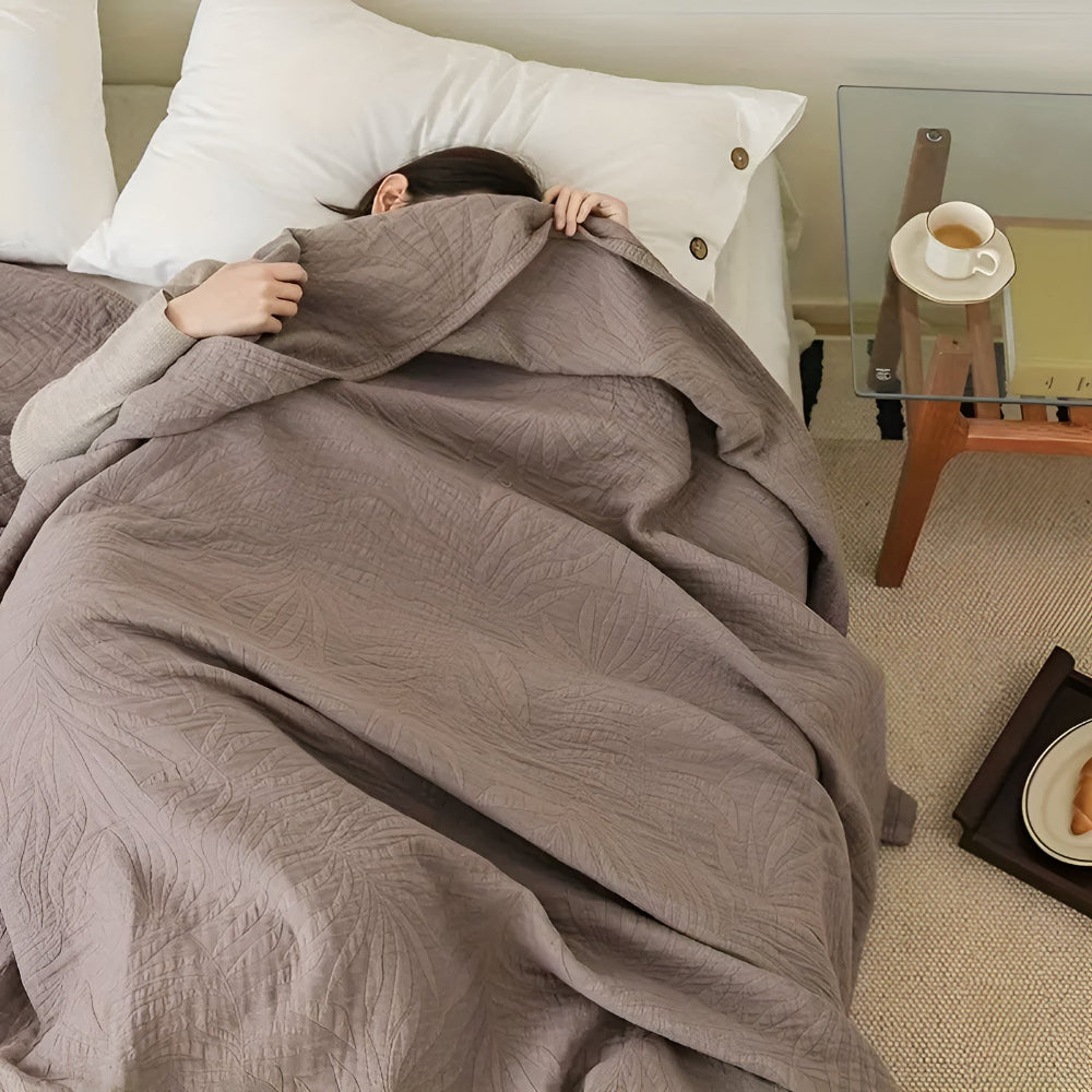 Premium Cotton Leaf Pattern Throw Blanket