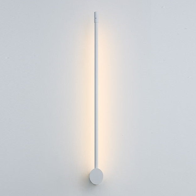 Modern Minimalist Wall Sconce Lamp in Aluminum with Integrated LED