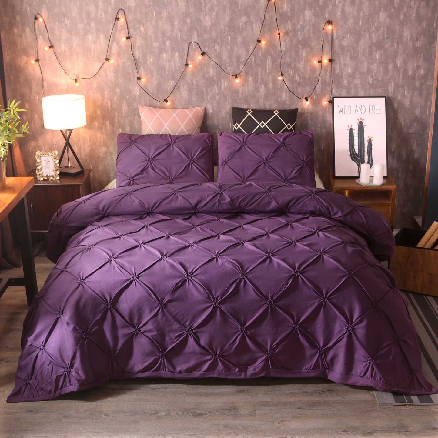 Embroidered Three-Piece Bedding Set with Pillowcases and Quilt Cover