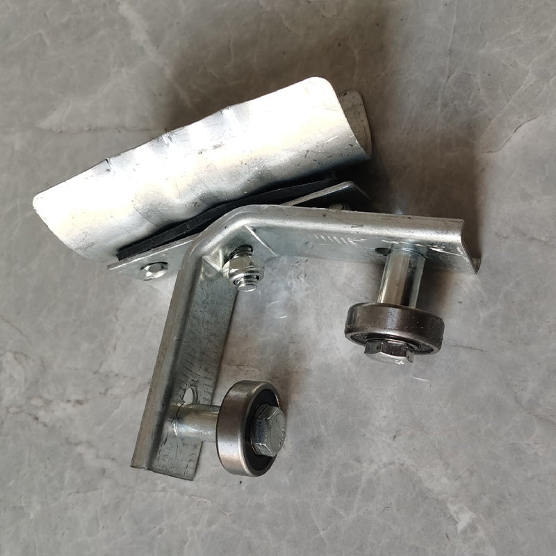 Adjustable Angle Iron Pulley with Safety Clamp