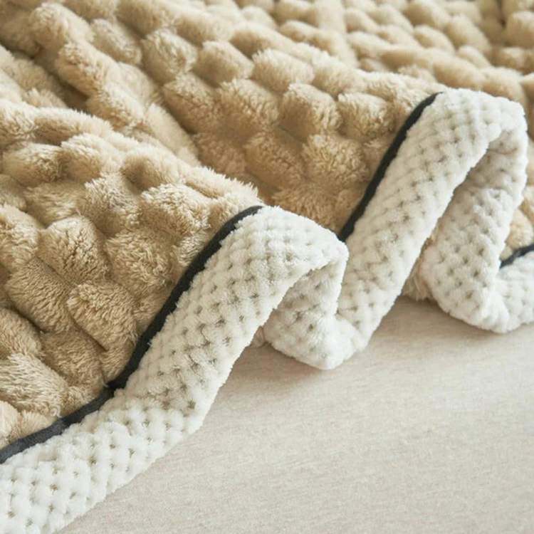 Soft Weighted Blanket for Cozy Comfort and Relaxation