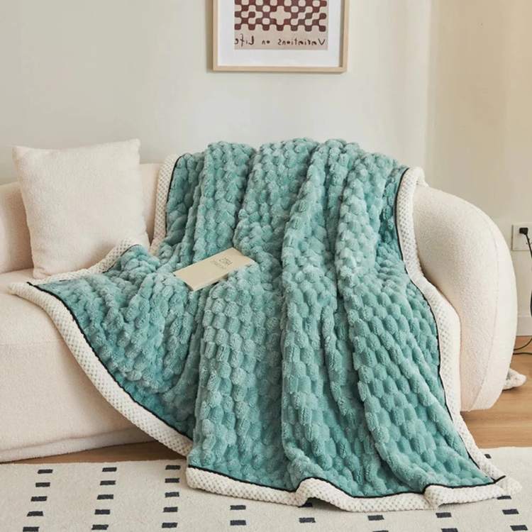 Soft Weighted Blanket for Cozy Comfort and Relaxation