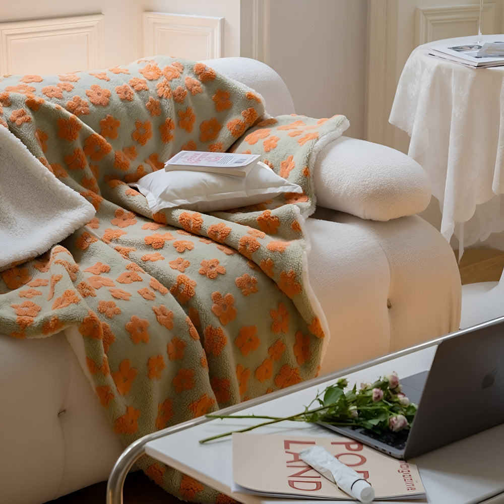 Wildflower Pattern Microfibre Throw Blanket