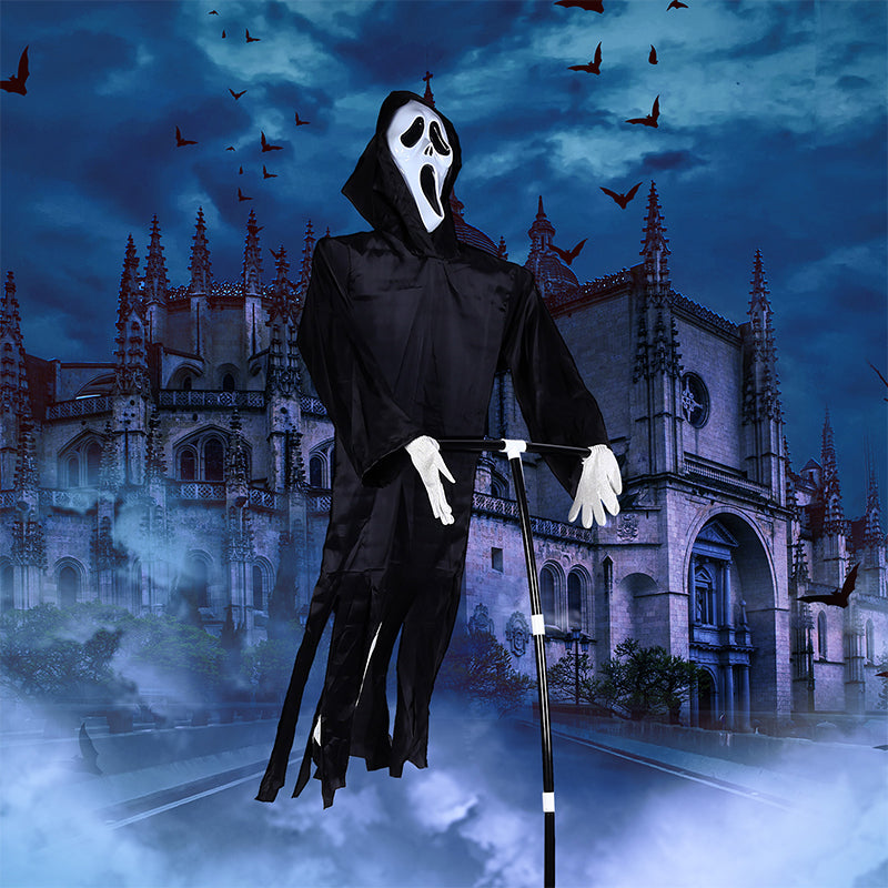 Ghostface Scarecrow Halloween Decoration - Spooky Outdoor Ornament
