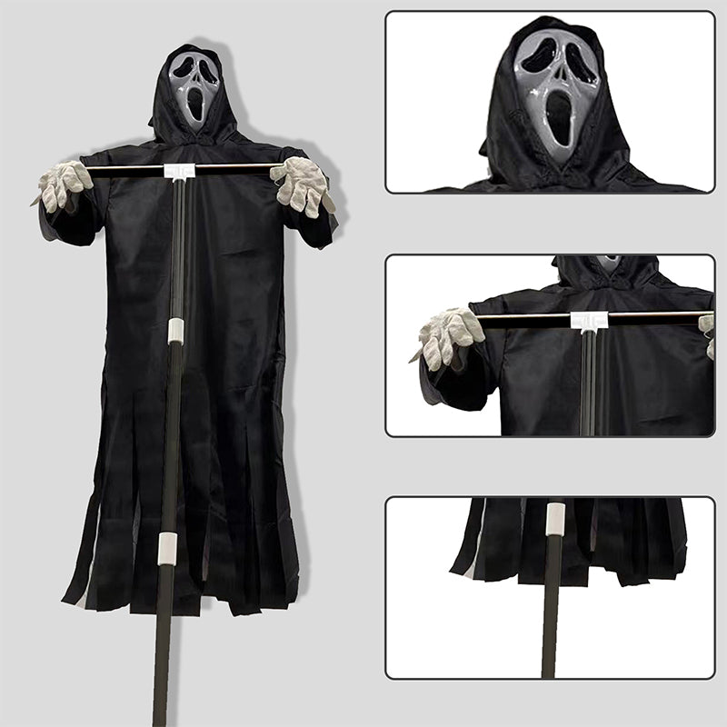 Ghostface Scarecrow Halloween Decoration - Spooky Outdoor Ornament