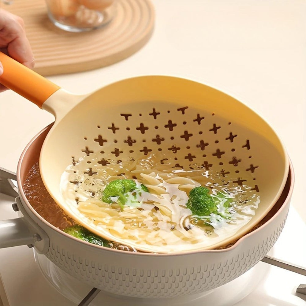 Heat-Resistant Plastic Colander Spoon with Long Handle