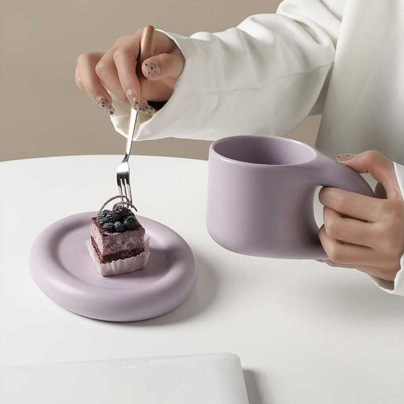 Nordic Minimalist Ceramic Mug 10 oz with Glossy Finish