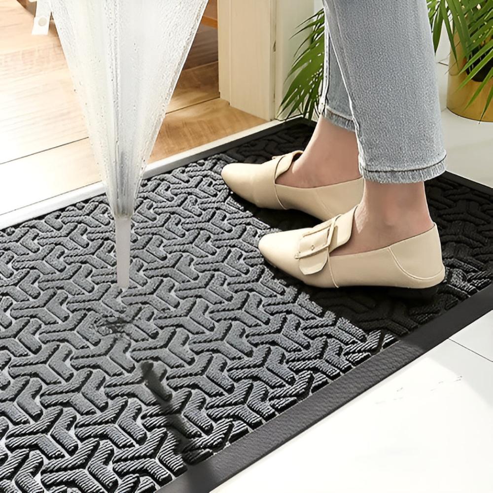 Durable Geometric Entryway Door Mat with Rubber Backing