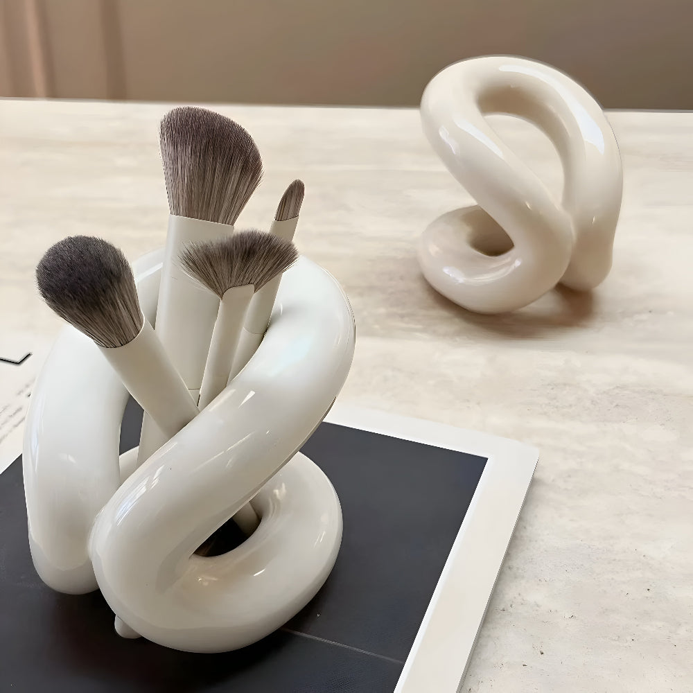 Ceramic Organizer with Rope-Knot Detail