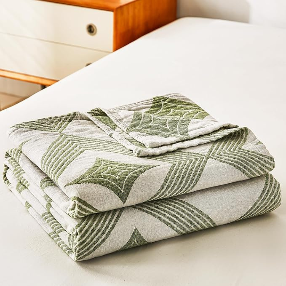 Scandinavian Diamond Geometric Throw Blanket