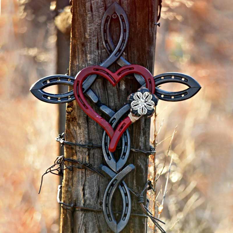 Horseshoe Wreath with Heart and Galvanized Welcome Sign