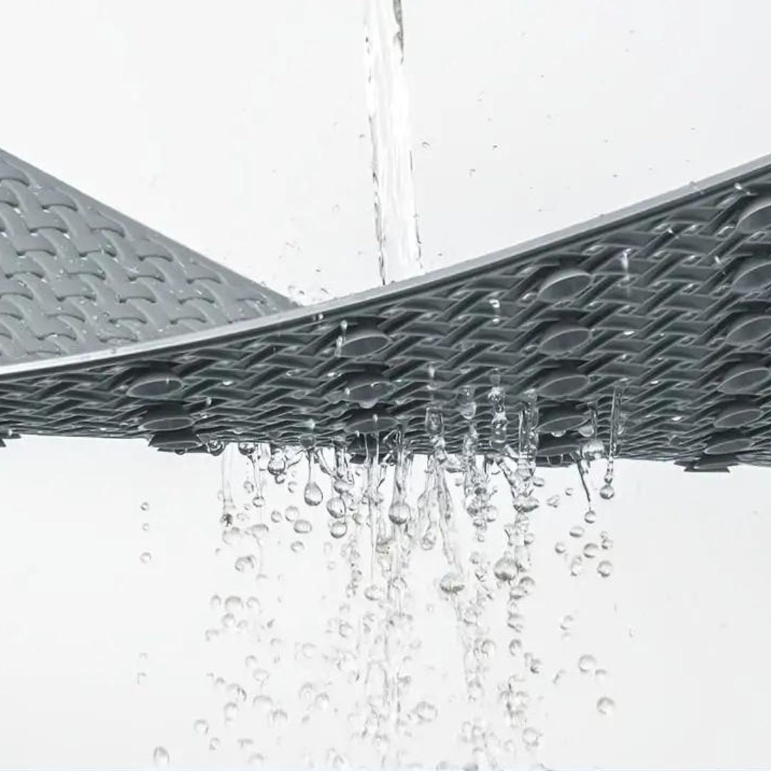 Non-Slip Bathtub Mat with Suction Cups for Safety and Easy Cleaning
