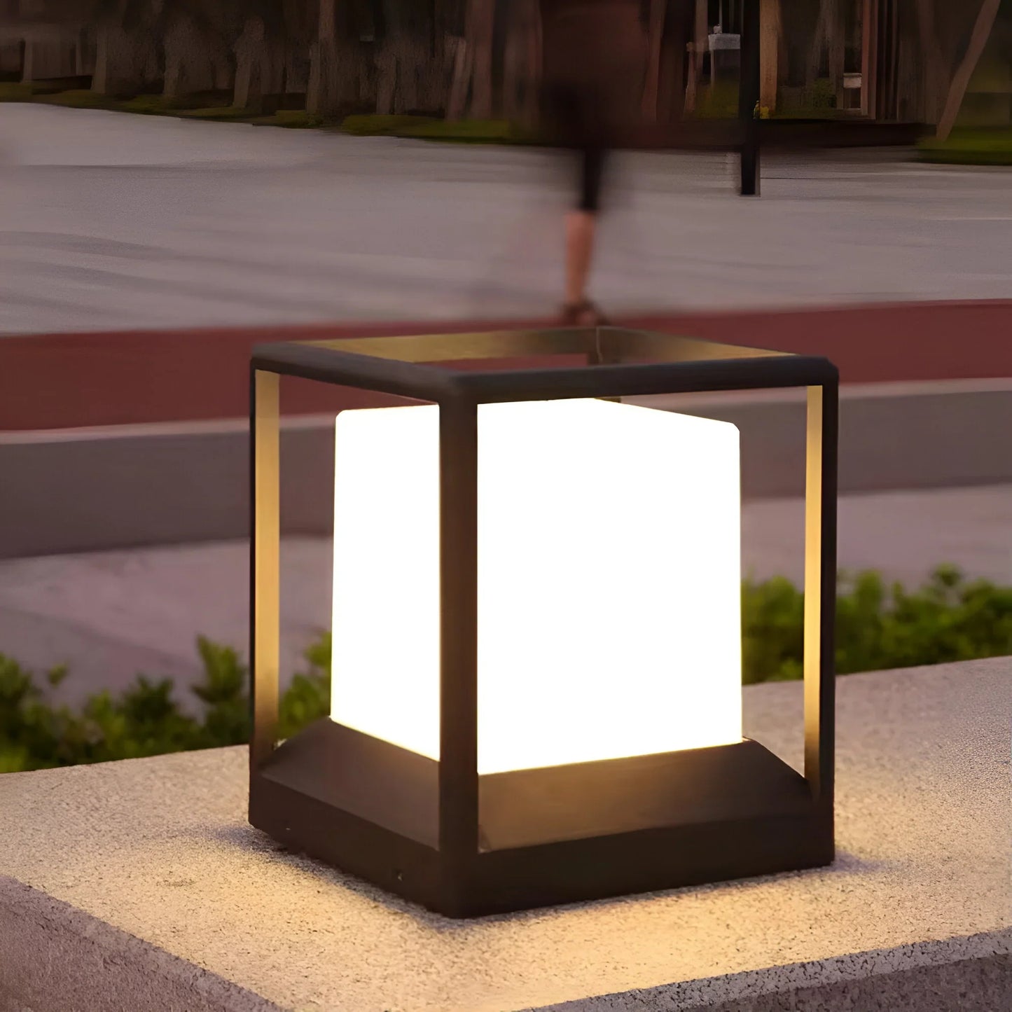 Solar Patio and Garden Light with Automatic Dusk to Dawn Sensor