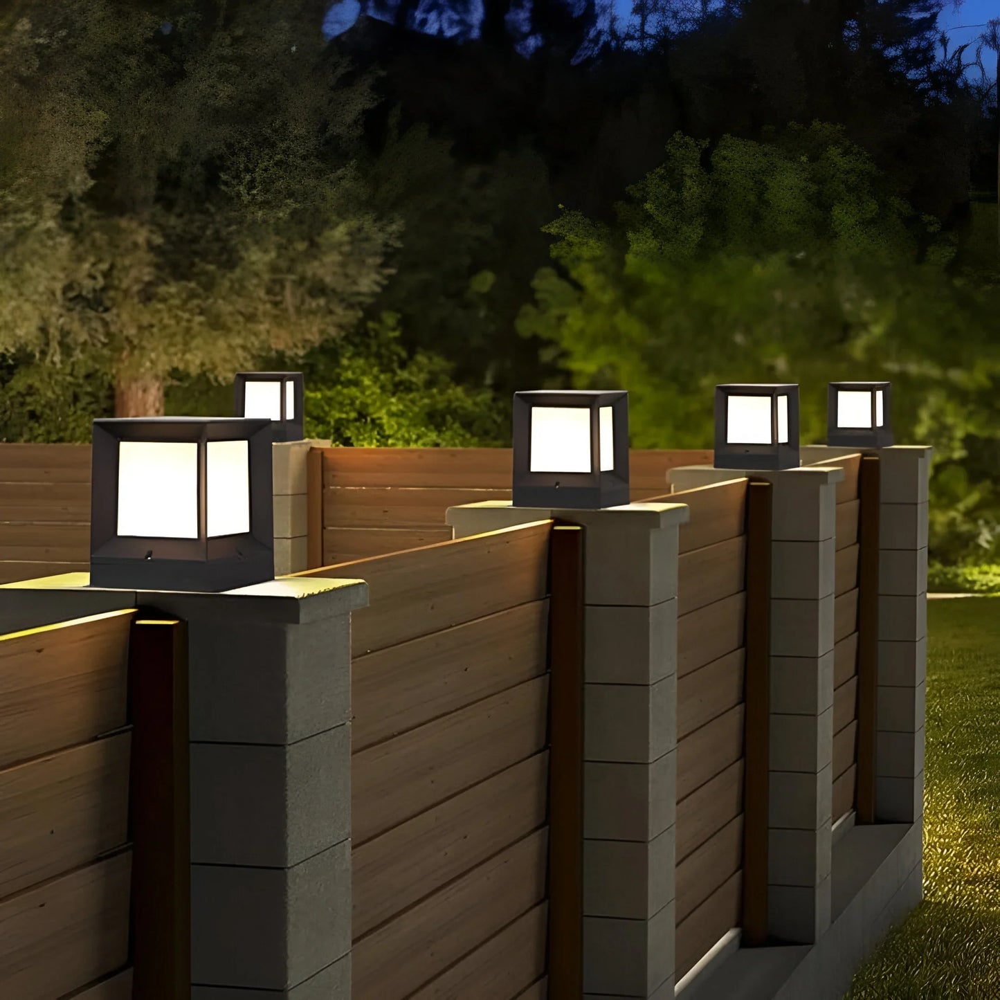 Sleek Weather-Resistant Outdoor LED Column Light