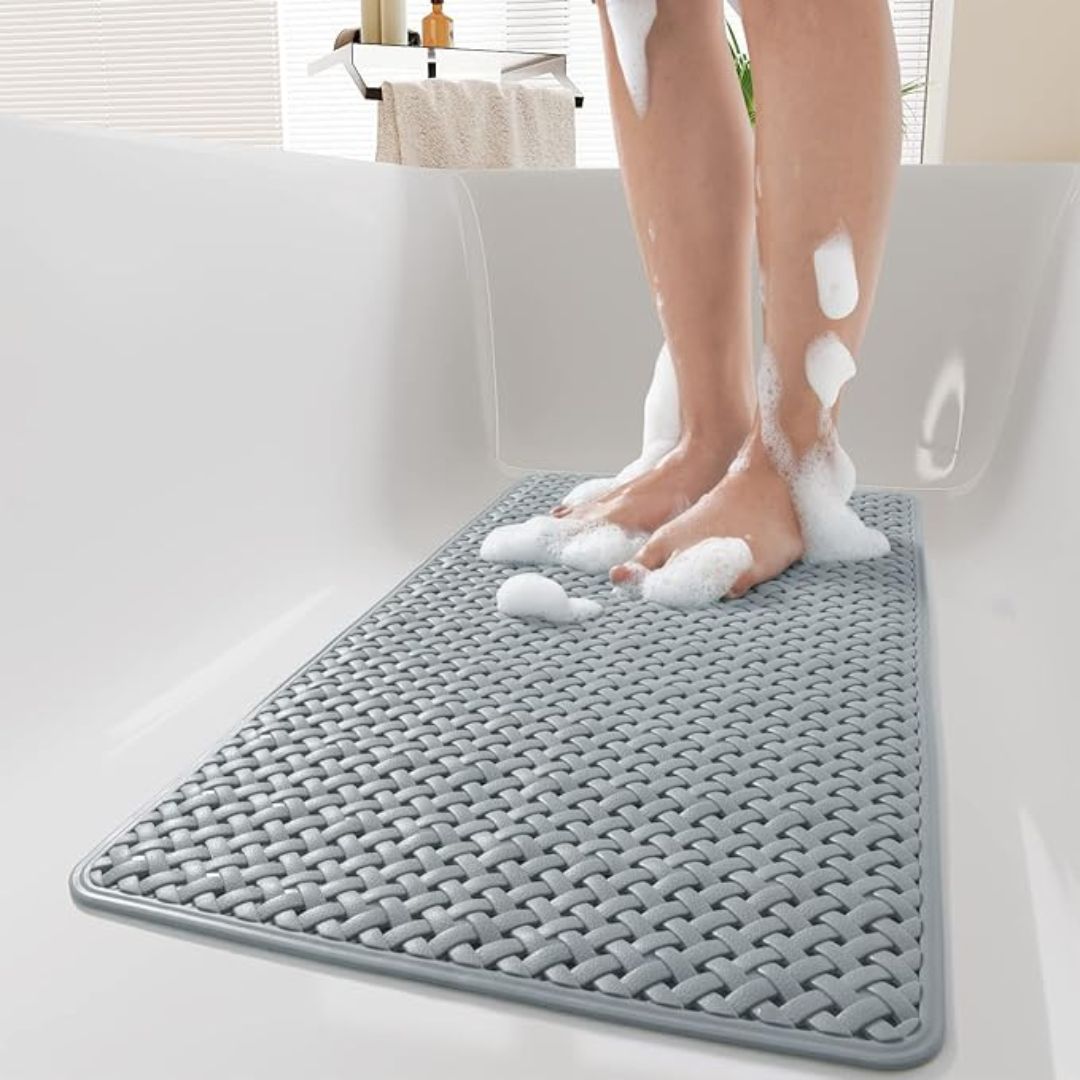 Non-Slip Bathtub Mat with Suction Cups for Safety and Easy Cleaning