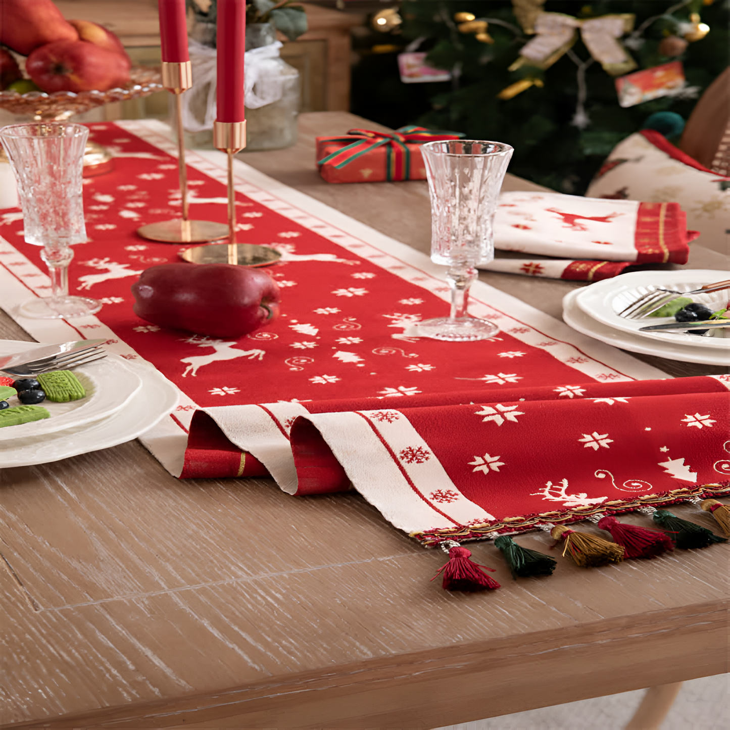 Luxe Tasseled Table Runner for Festive Dining