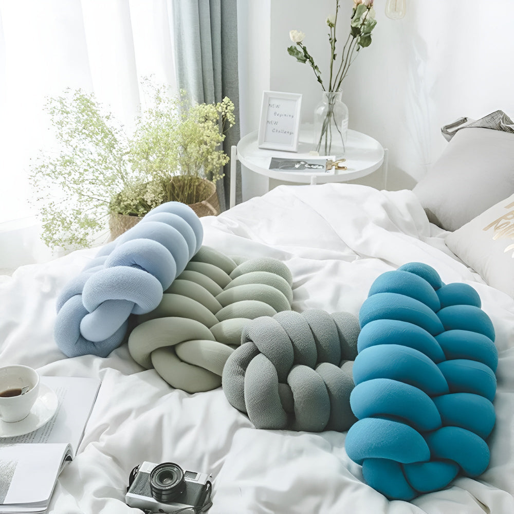 Knotted Plush Cushion in Soft Acrylic Fabric