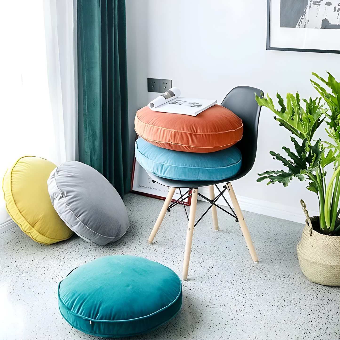 Luxe Velvet Round Cushion 18 Inch