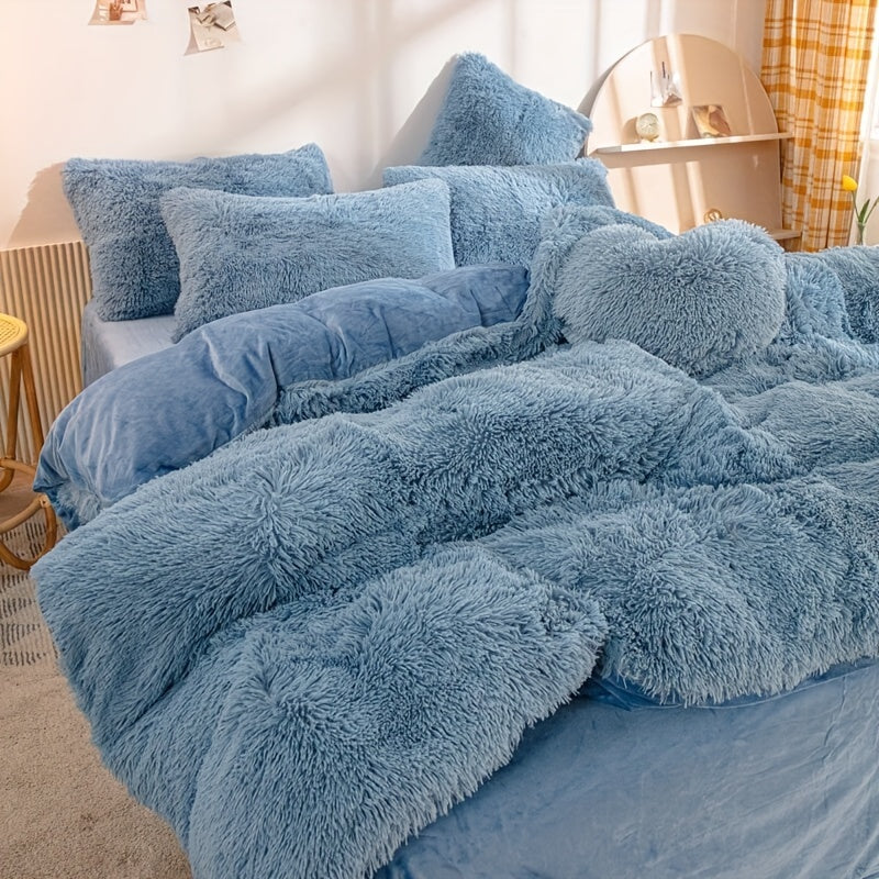 Luxurious Velvet Duvet Cover Set with Pillowcases for All-Season Comfort