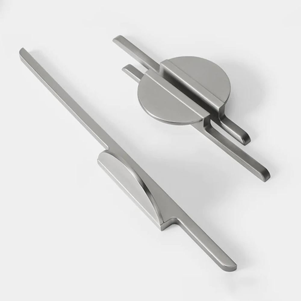 Half Moon Zinc Alloy Cabinet Handles and Pulls