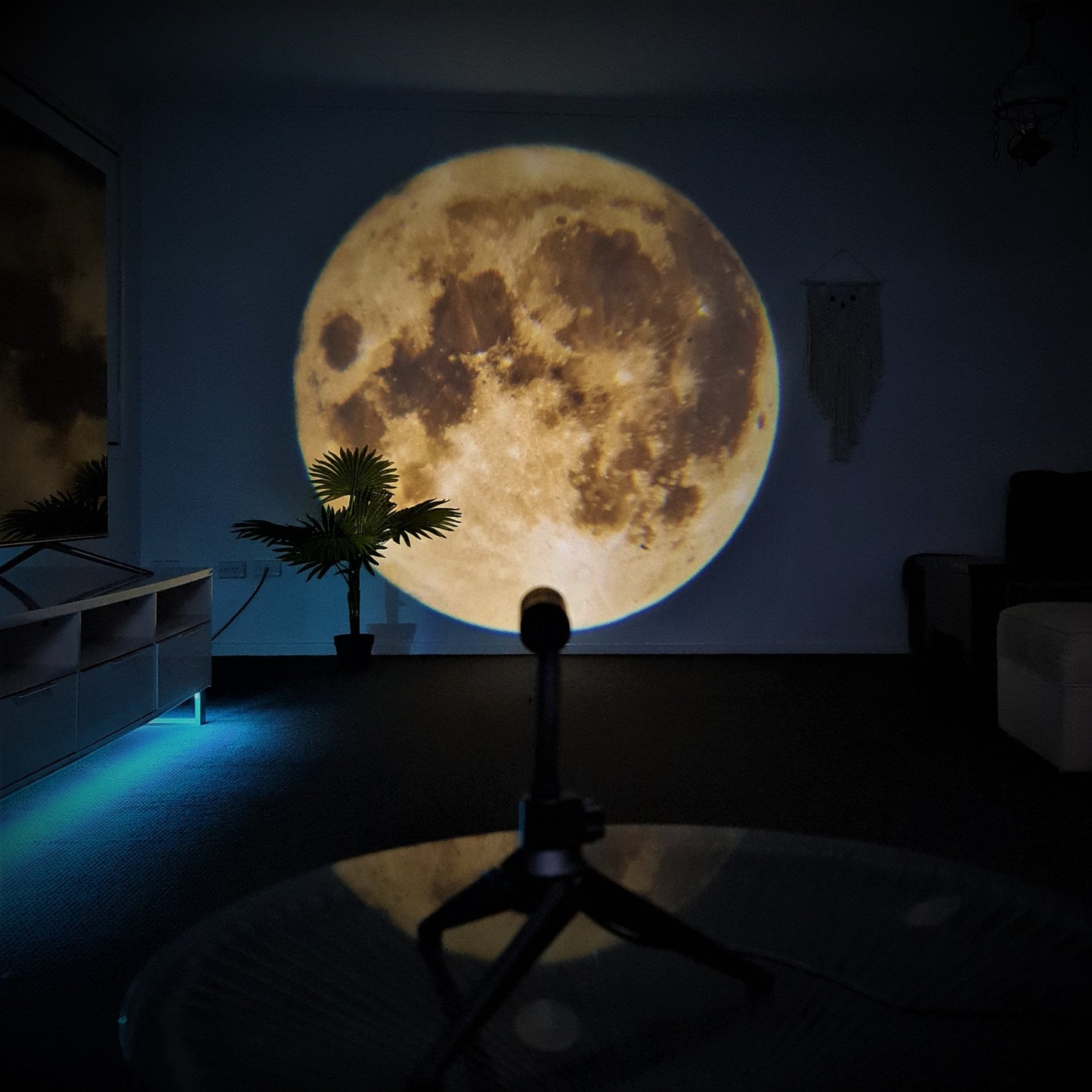 LED Earth Projection Lamp with 360° Adjustable Arm