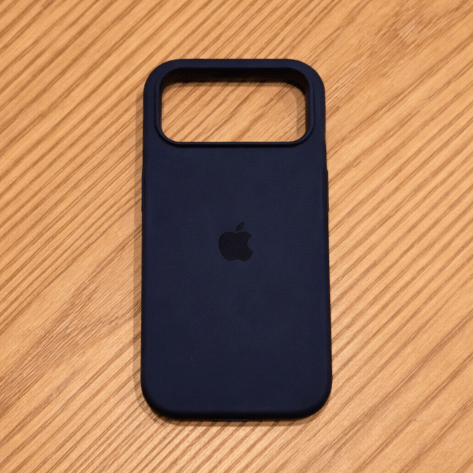 Silicone MagSafe iPhone Case with Soft-Touch Shockproof Protection