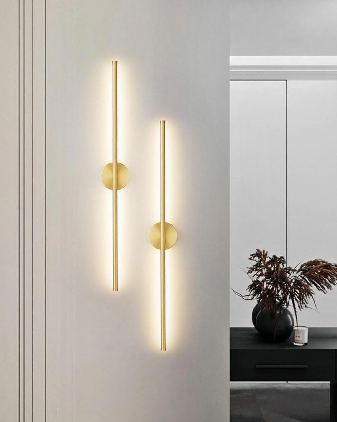 Modern Gold Linear LED Wall Lamp