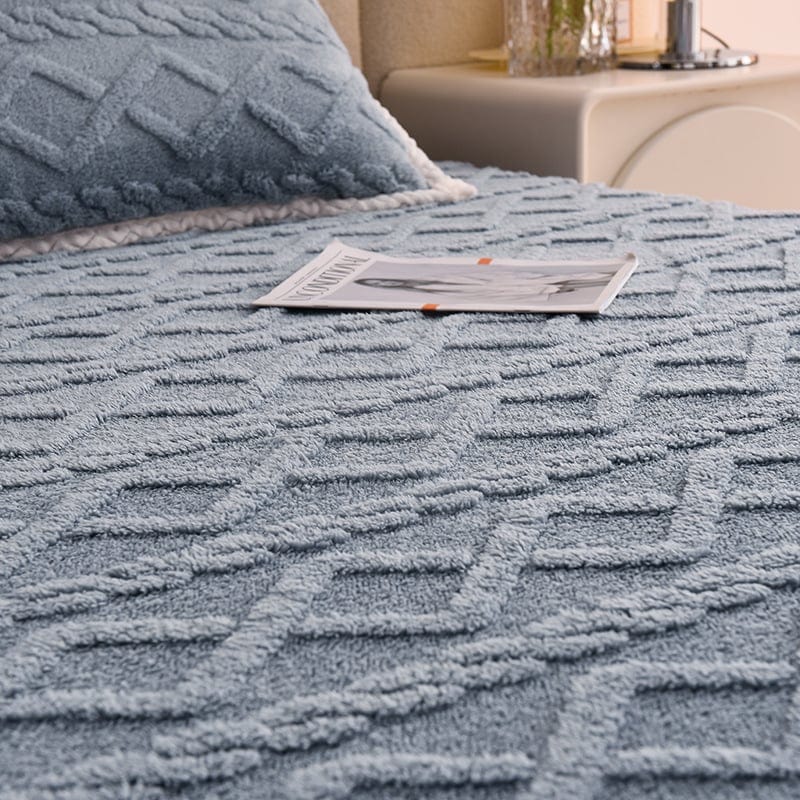 Soft Velvet Duvet Cover Set with Elastic Edge