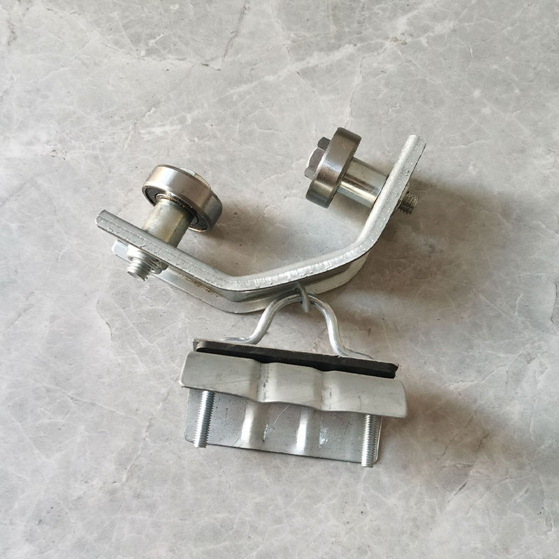 Adjustable Angle Iron Pulley with Safety Clamp