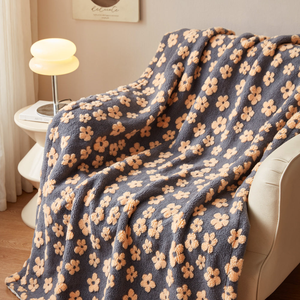 Wildflower Pattern Microfibre Throw Blanket