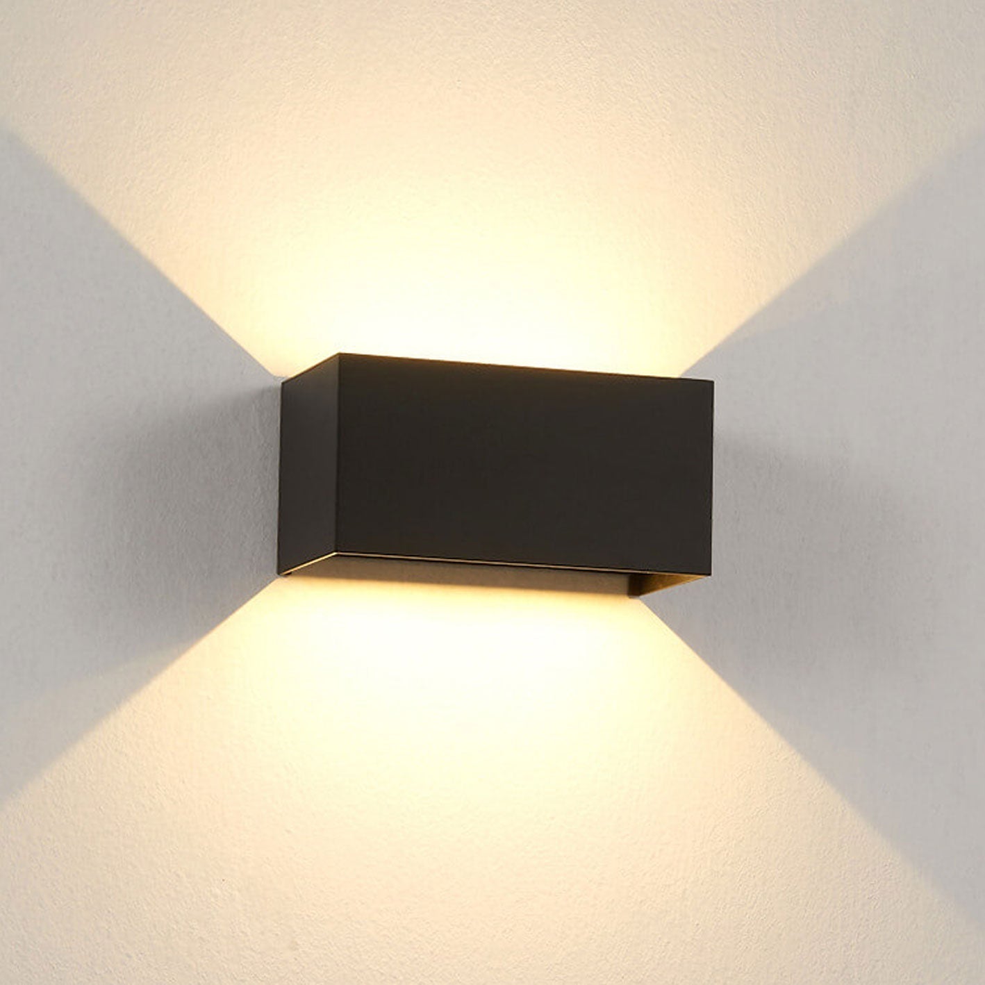 Modern Waterproof Rectangular LED Wall Light for Outdoor Use
