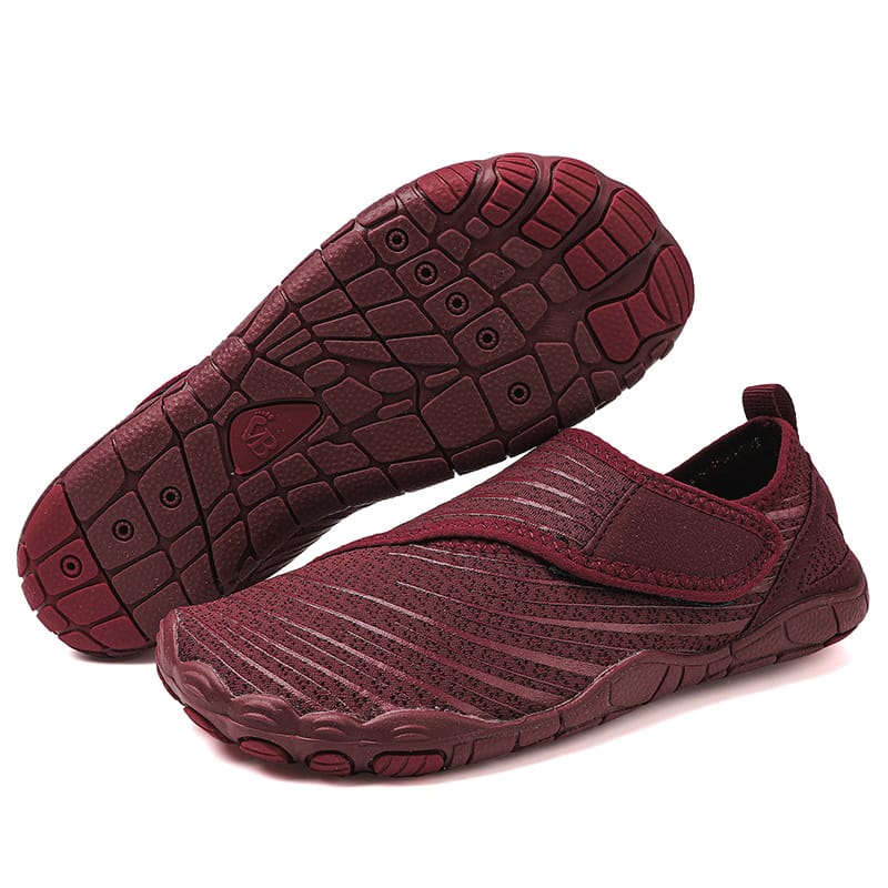 Slip-On Breathable Sports Shoes with Ribbed Detailing