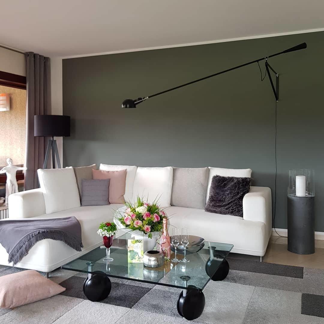Adjustable Industrial Wall Lamp with Metal Shade