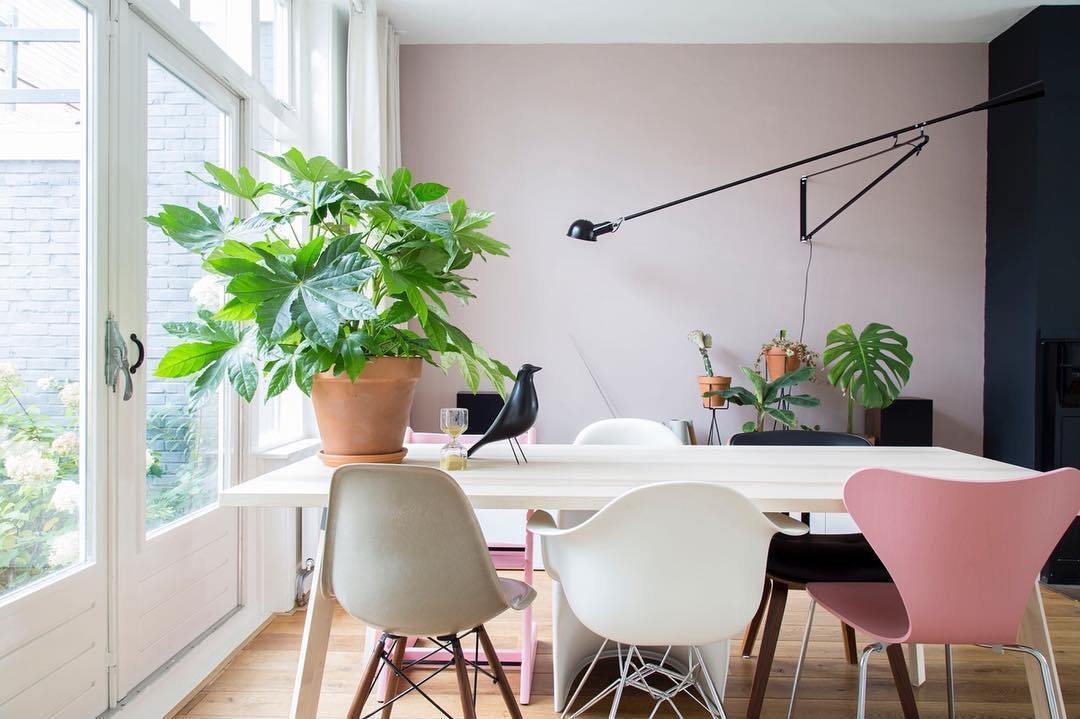Adjustable Industrial Wall Lamp with Metal Shade