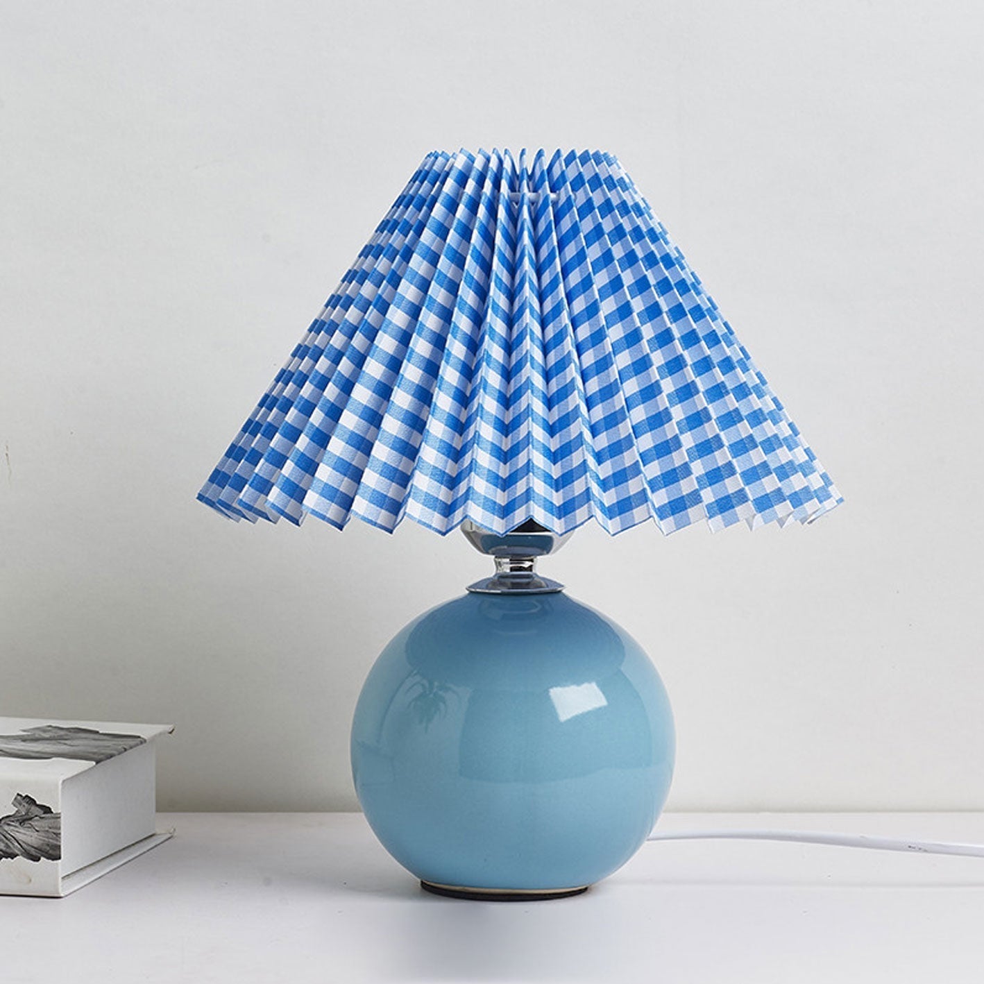 Ceramic Pleated Modern Table Lamp in Multiple Colors