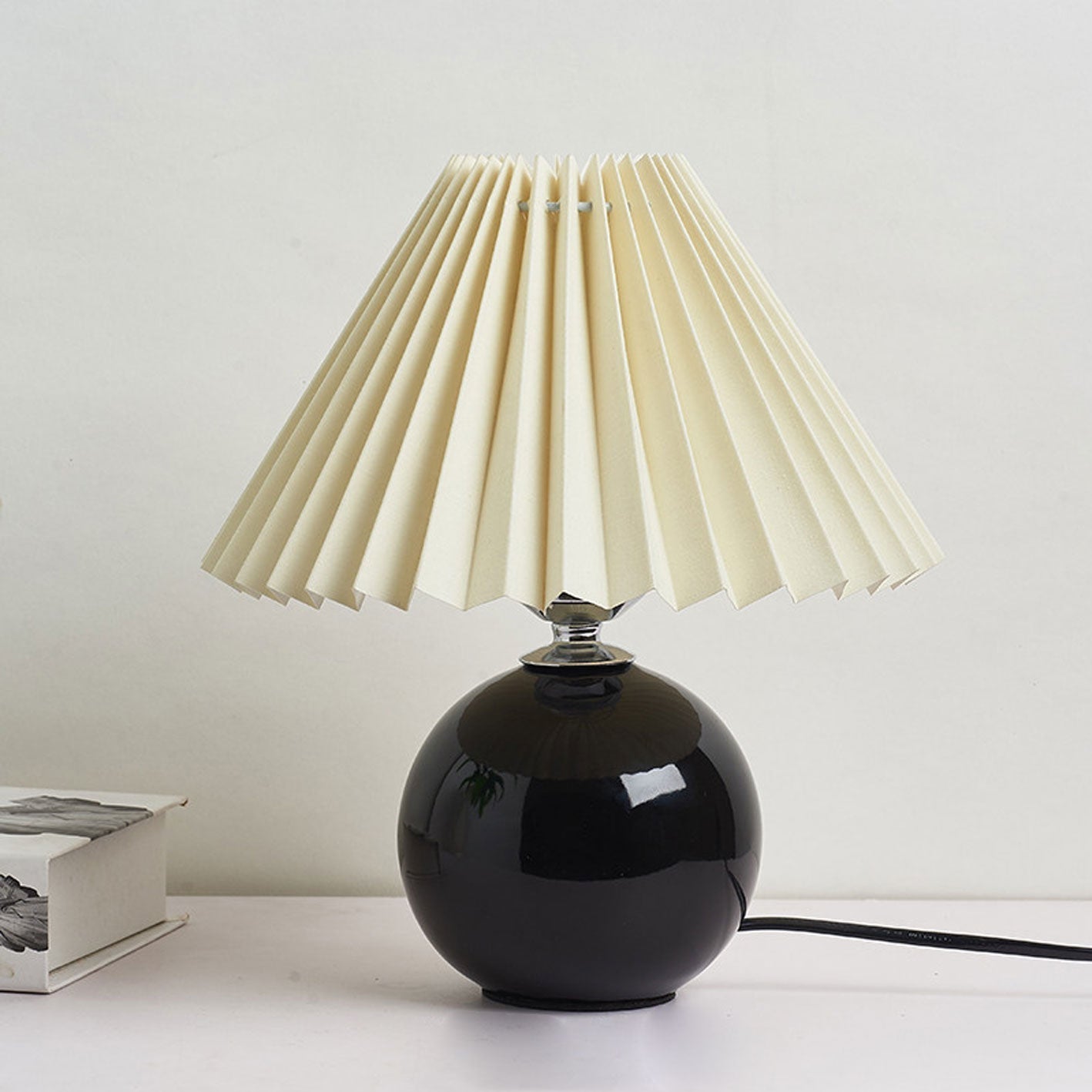 Ceramic Pleated Modern Table Lamp in Multiple Colors