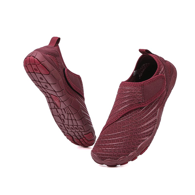 Slip-On Breathable Sports Shoes with Ribbed Detailing