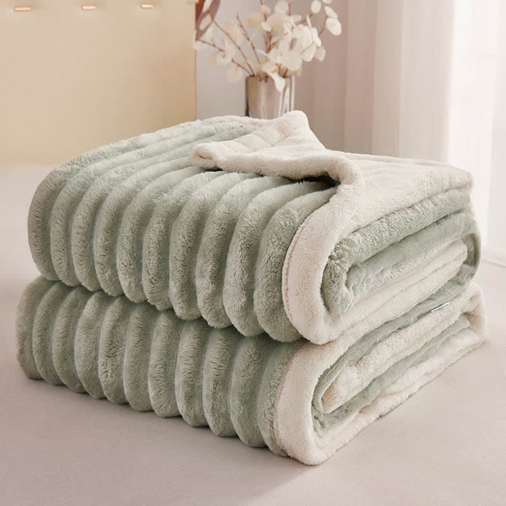 Reversible Faux Fur Fleece Throw Blanket