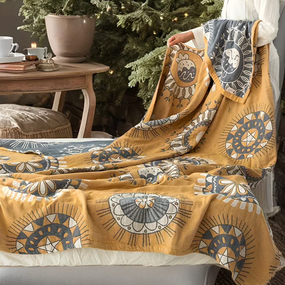 Radiant Circles Cotton Blanket - Eco-Friendly Mandala Design