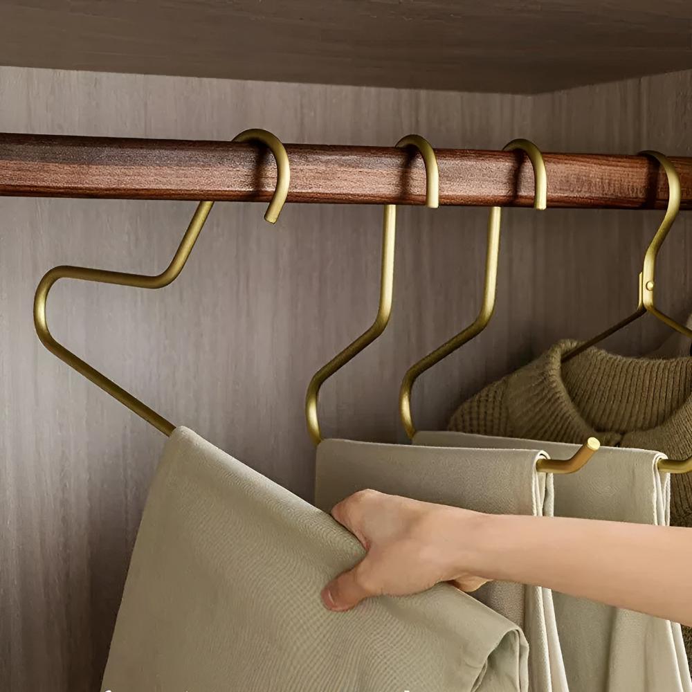 Minimalist Metal Wardrobe Hangers with Non-Slip Coating - Set of 5