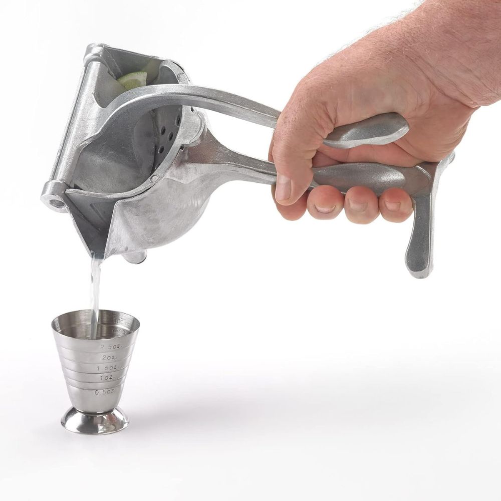 Manual Citrus Juicer with Non-Slip Base for Maximum Juice Extraction