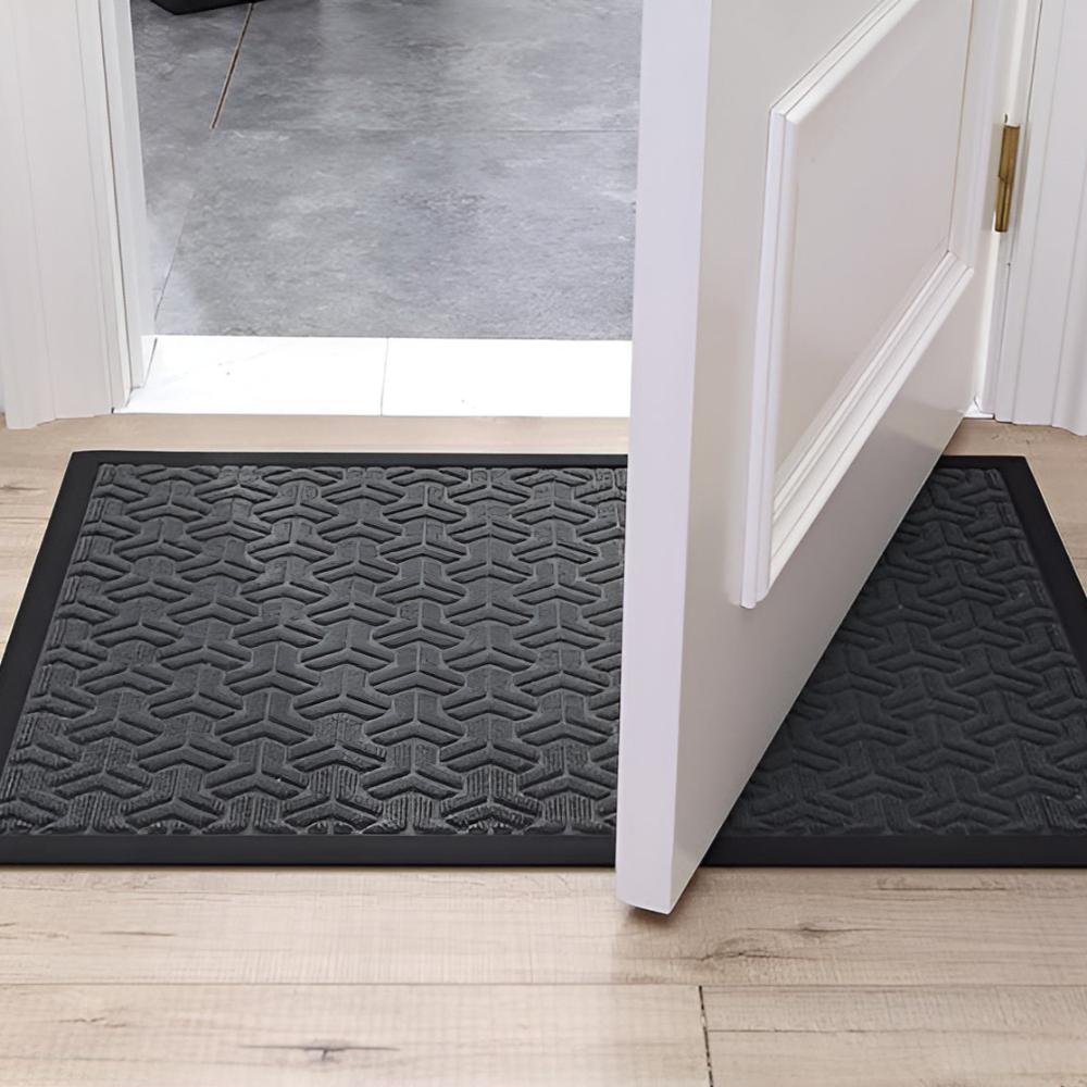 Durable Geometric Entryway Door Mat with Rubber Backing