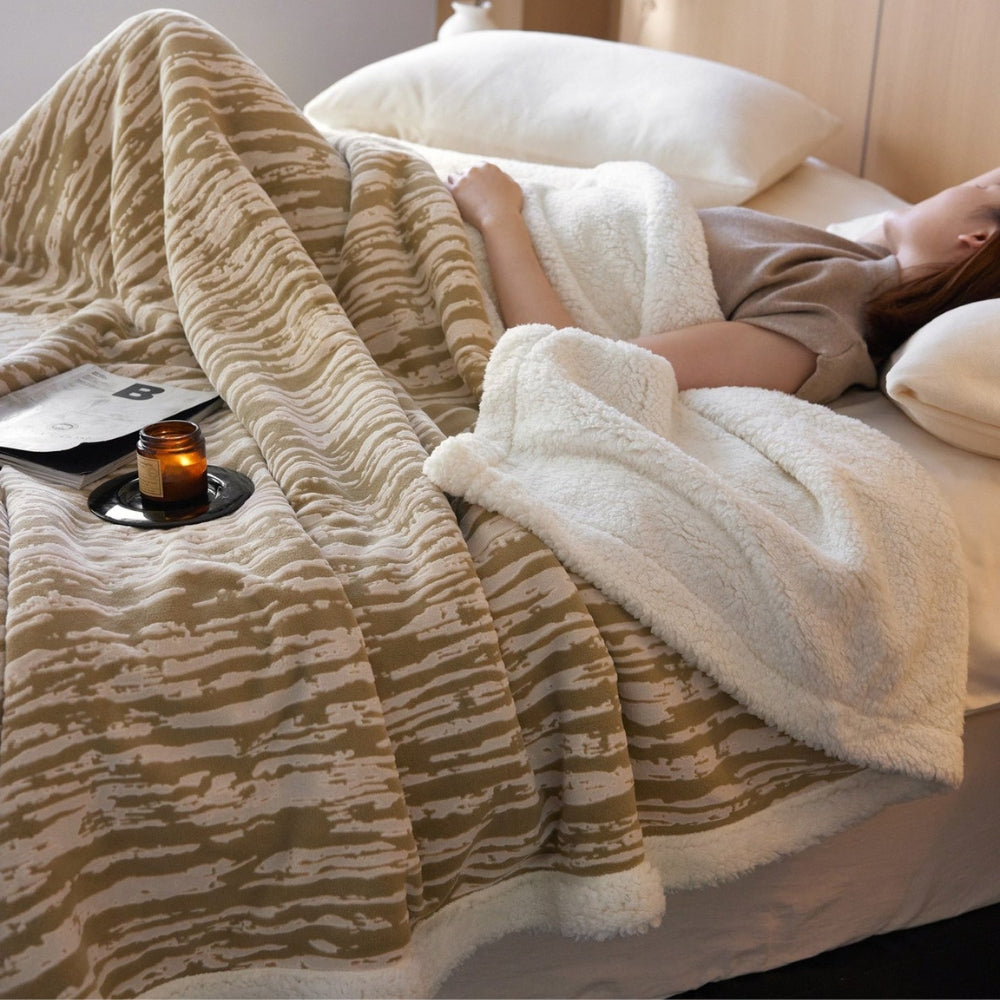Bark-Inspired Berber Fleece Snuggle Blanket