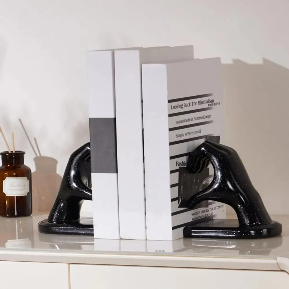 Resin Heart-Shaped Love Gesture Bookends