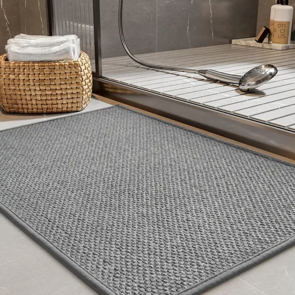 Non-Slip Braided Bath Mat with Soft Plush Feel